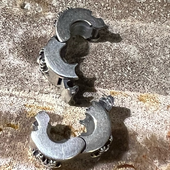 Authentic Pair Swarovski Chamilia Locks Snowflake Locks with AB Crystals 925 - Picture 5 of 7